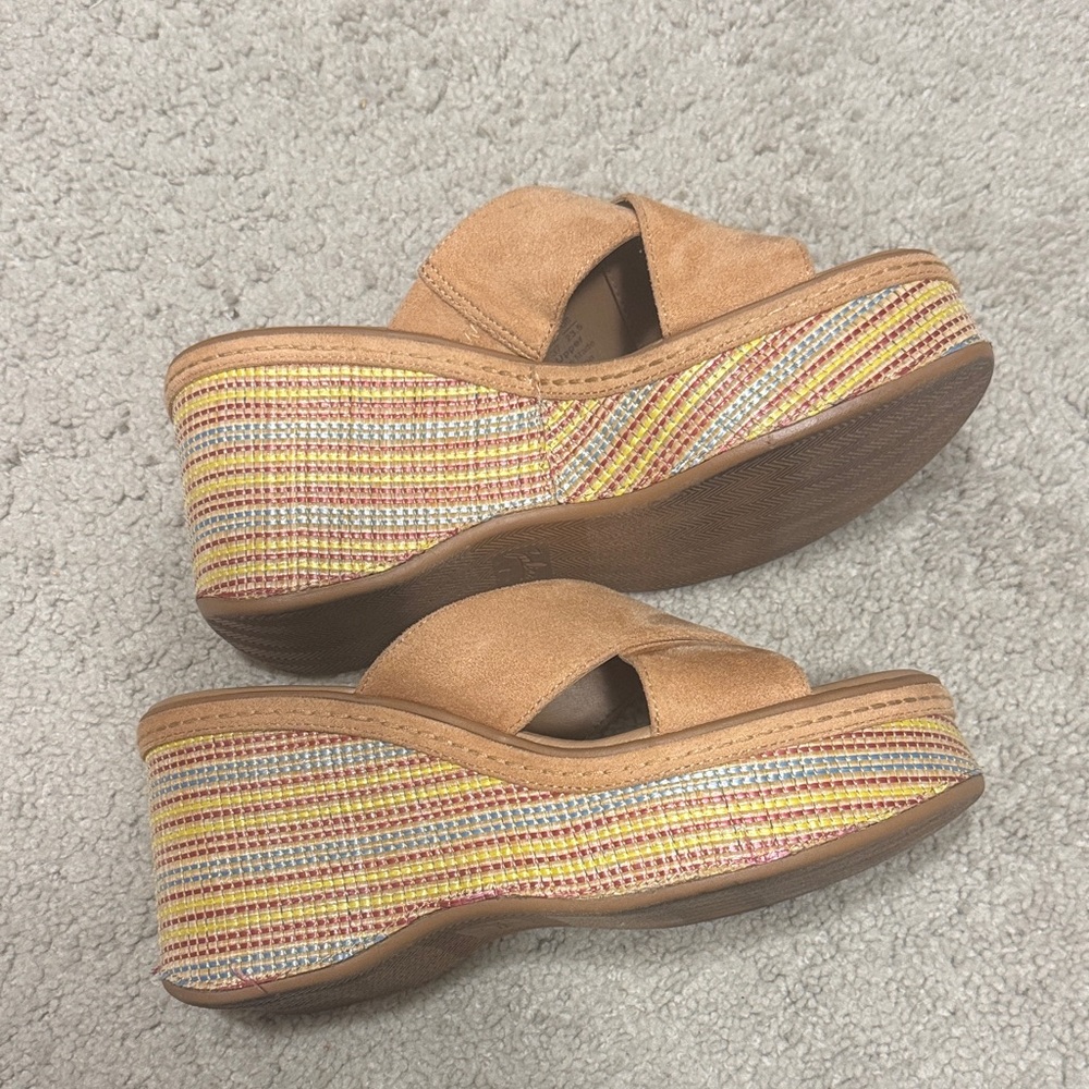 Zodiac Tan Suede Platform Sandals with Multicolor Striped Wedge - Picture 5 of 6